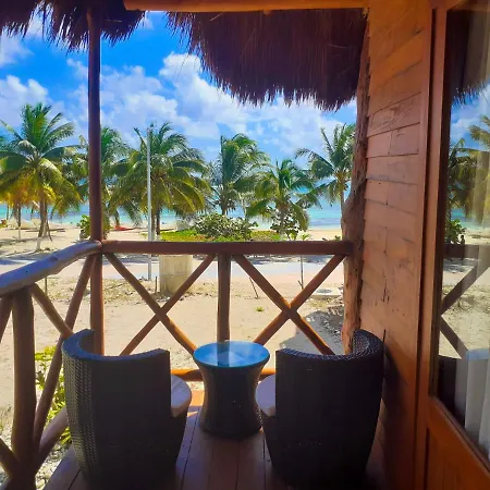 Palmeras De Mahahual Cabanas Exterior photo