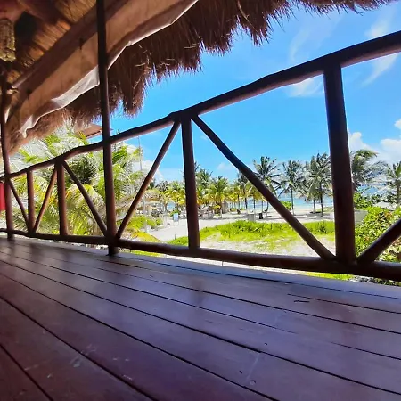 Palmeras De Mahahual Cabanas Exterior photo