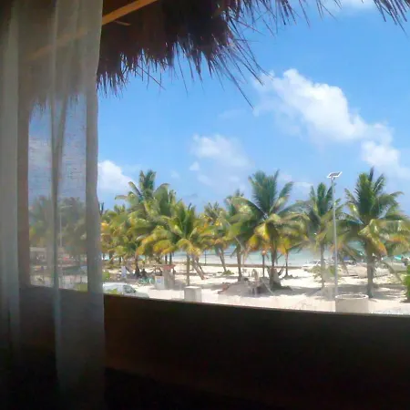 Palmeras De Mahahual Cabanas Exterior photo